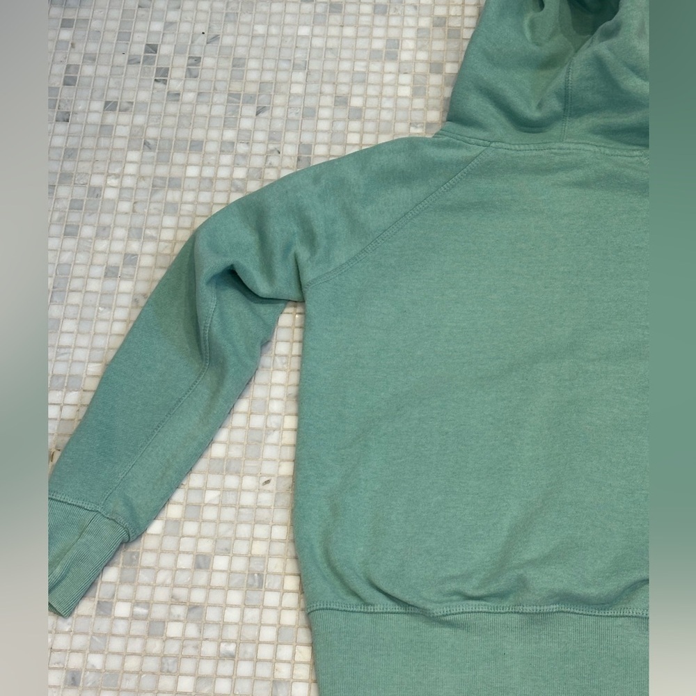 Outer Banks North Carolina Green Hoodie Sweatshirt with Pocket - Picture 10 of 12